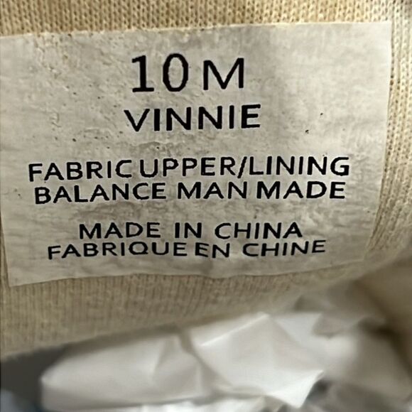 🔥🔥 Sincerely Jules “Vinnie” White no Lace Slip-On Sneakers Sz 10M - PERFECT! - Picture 13 of 13